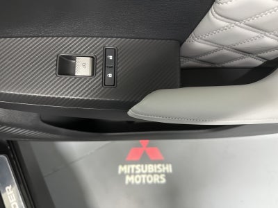 2024 Mitsubishi Outlander PHEV SEL Platinum