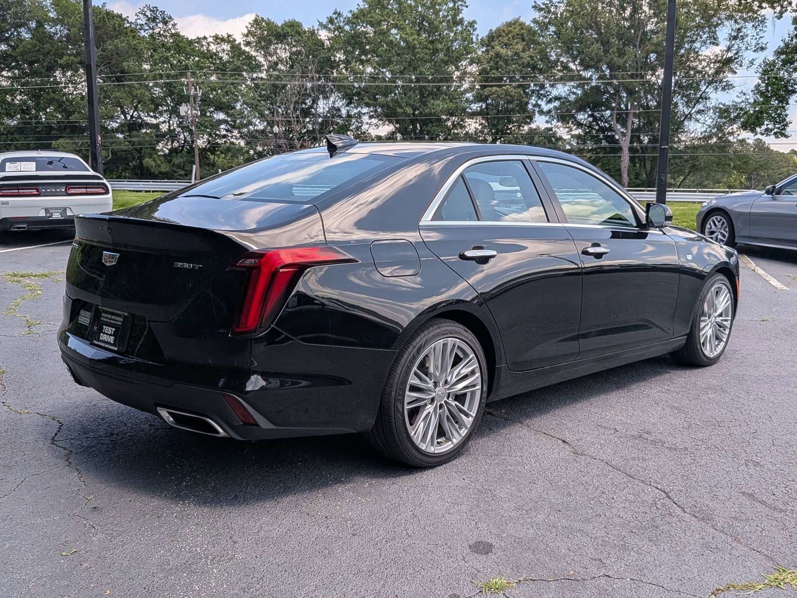 2023 Cadillac CT4 Premium Luxury