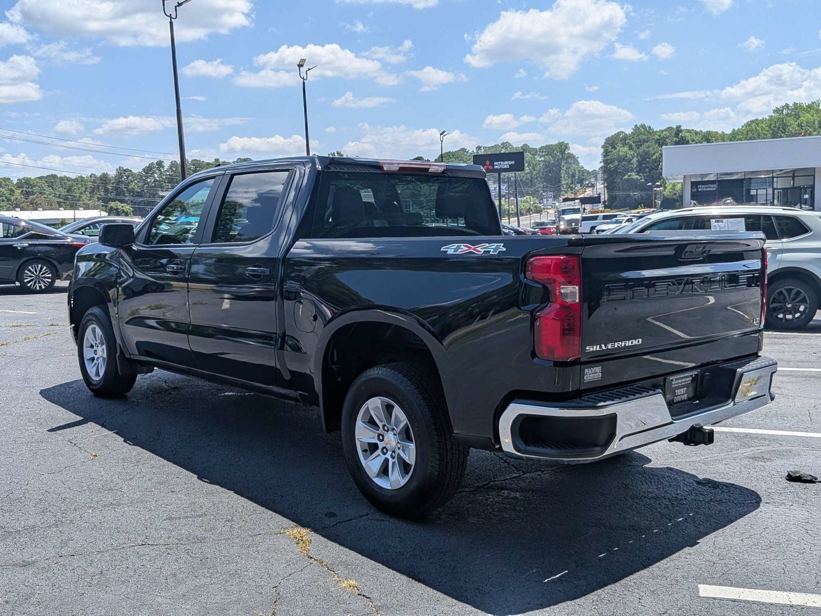 2025 Chevrolet Silverado 1500 LT LT1