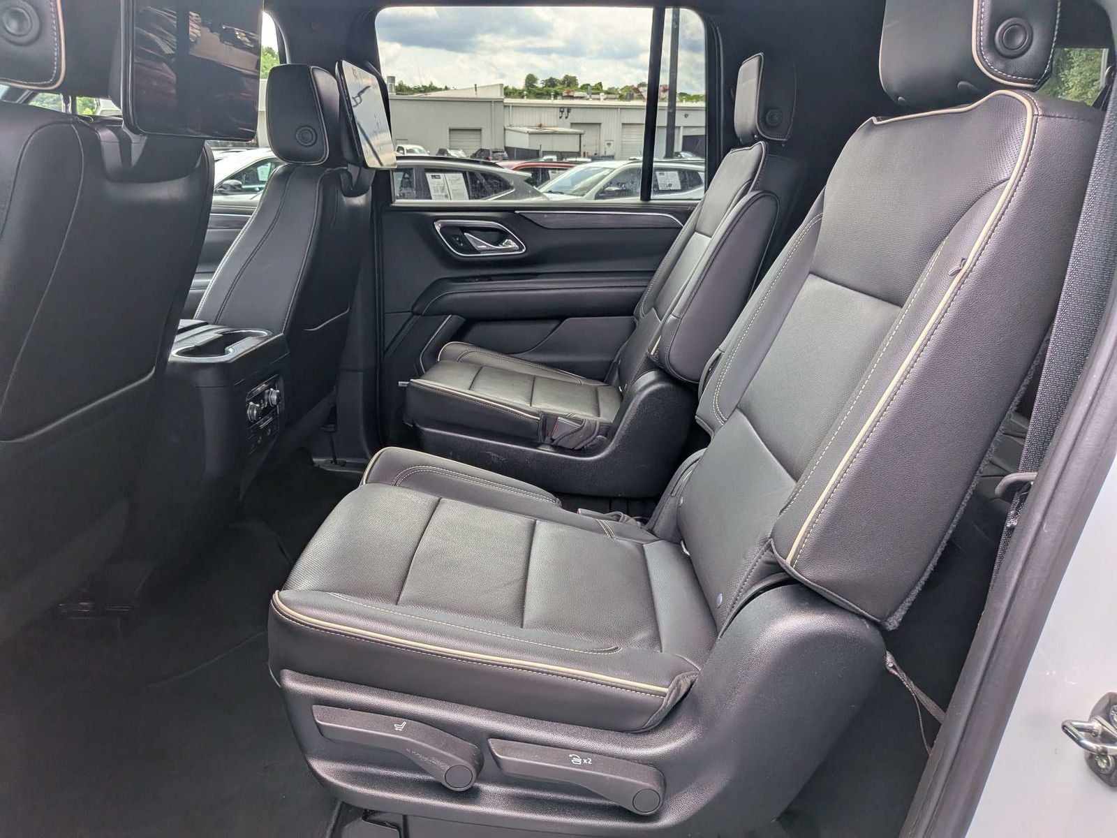 2021 GMC Yukon XL SLT