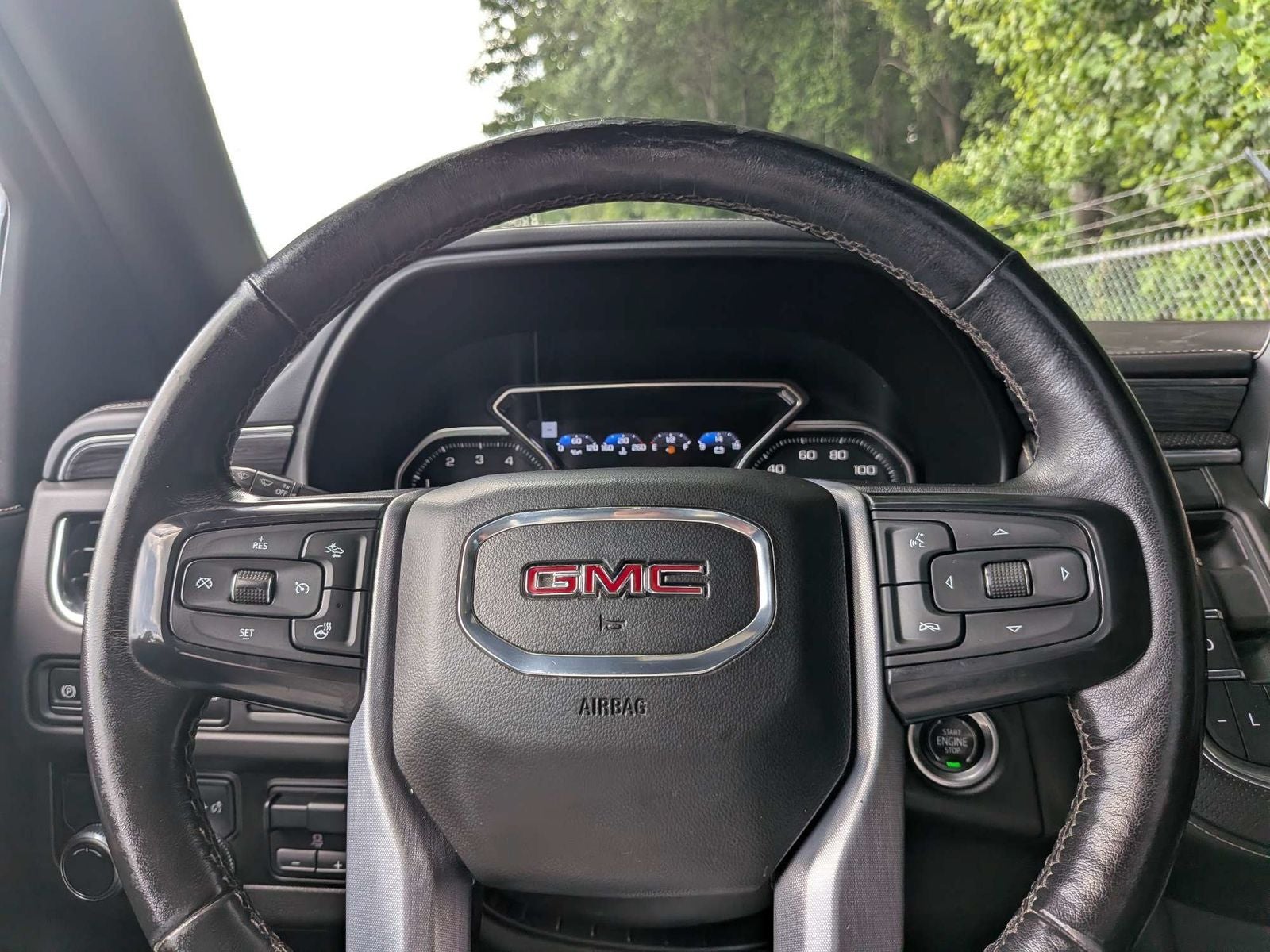 2021 GMC Yukon XL SLT