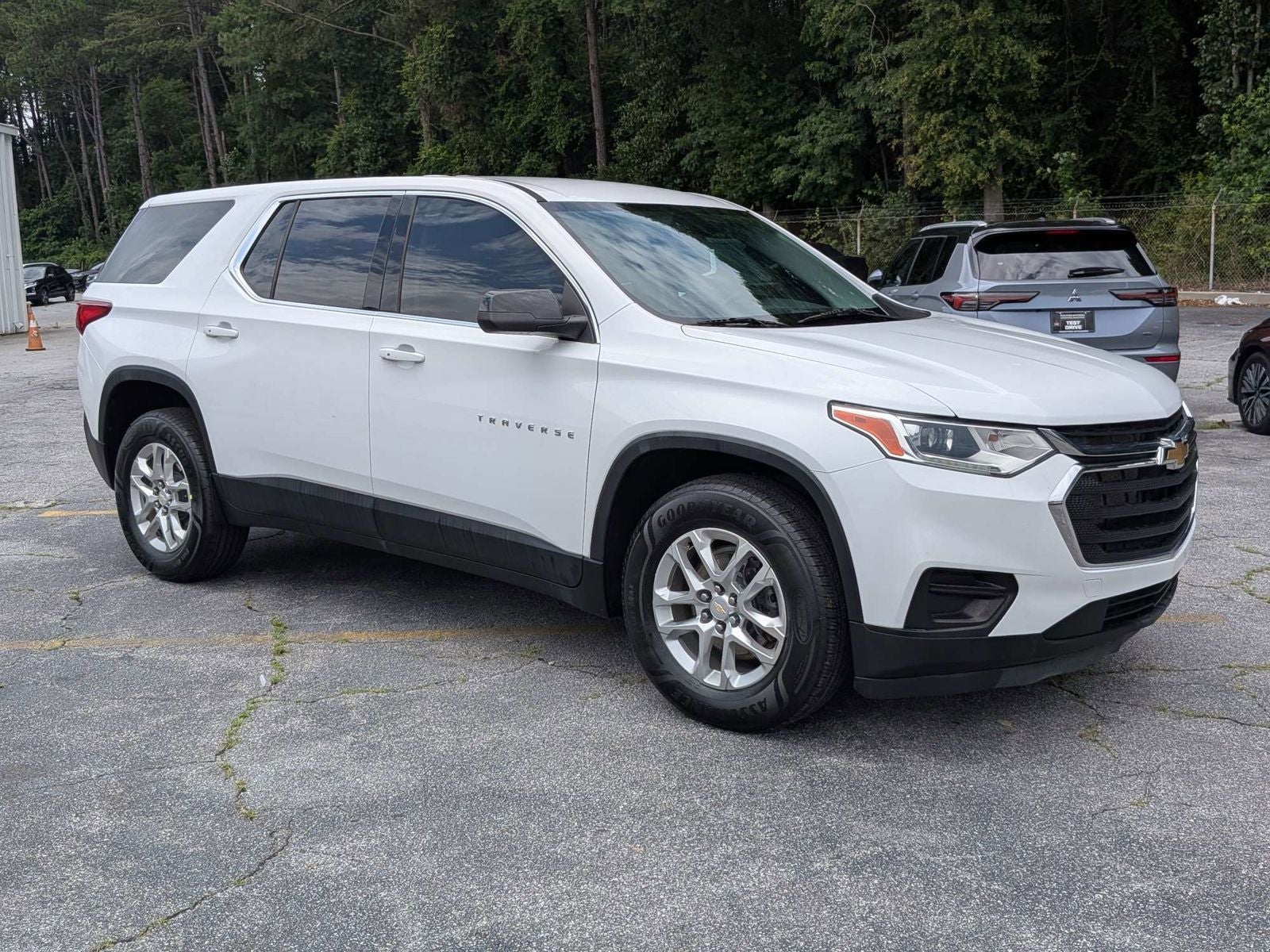 2021 Chevrolet Traverse LS
