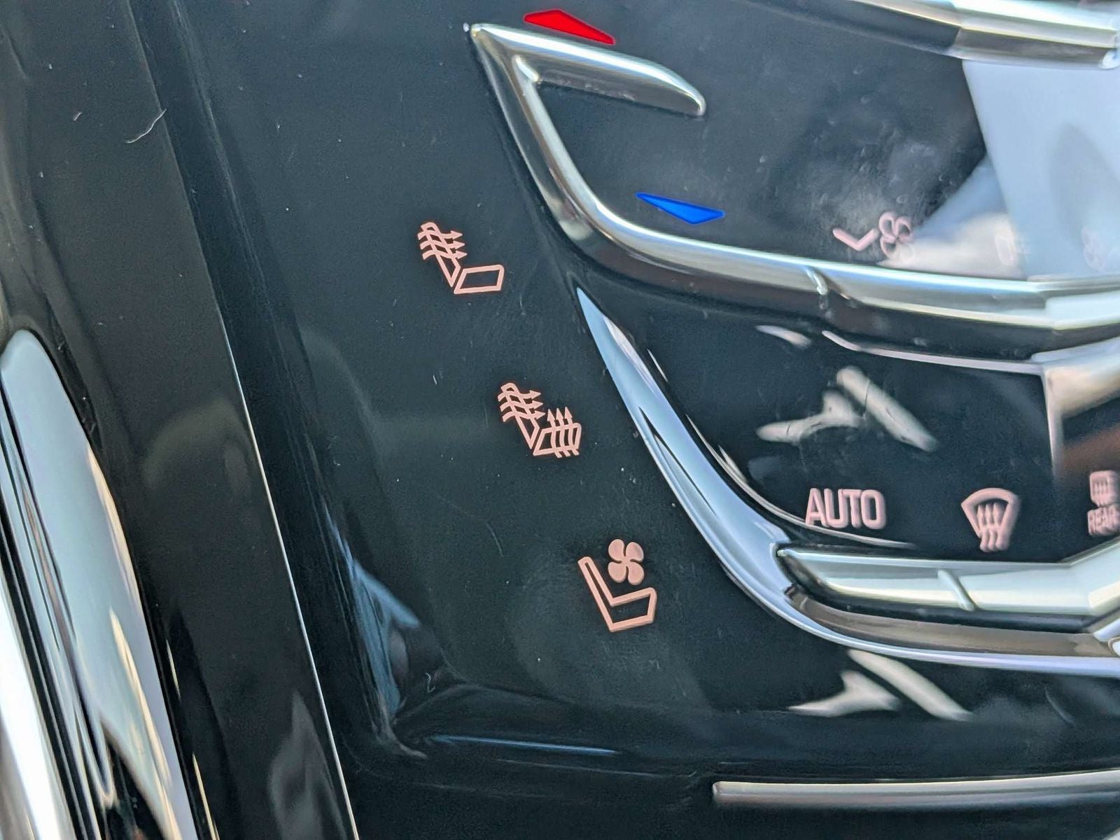 2019 Cadillac Escalade Luxury