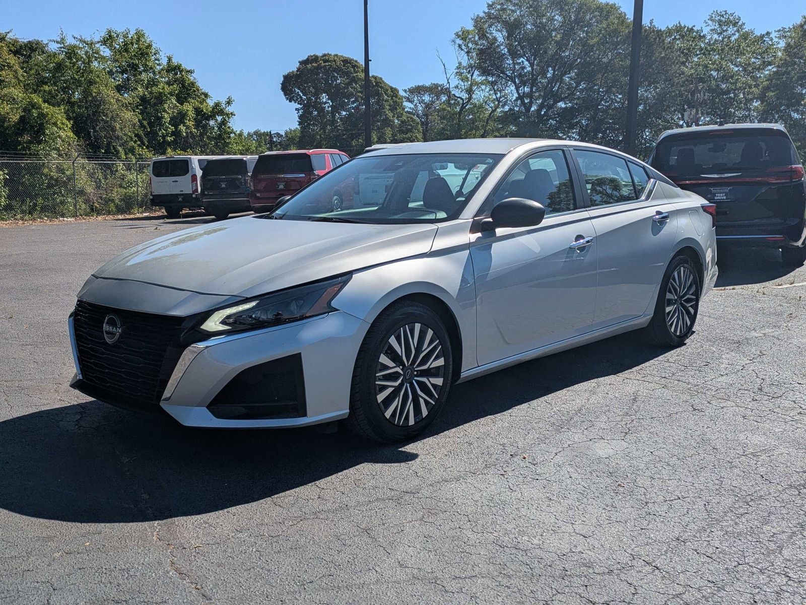 2024 Nissan Altima 2.5 SV