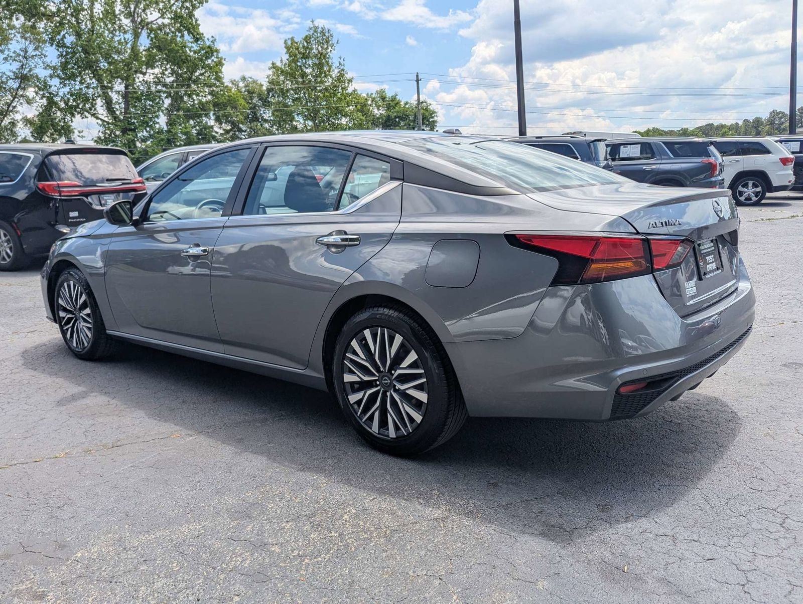 2024 Nissan Altima 2.5 SV
