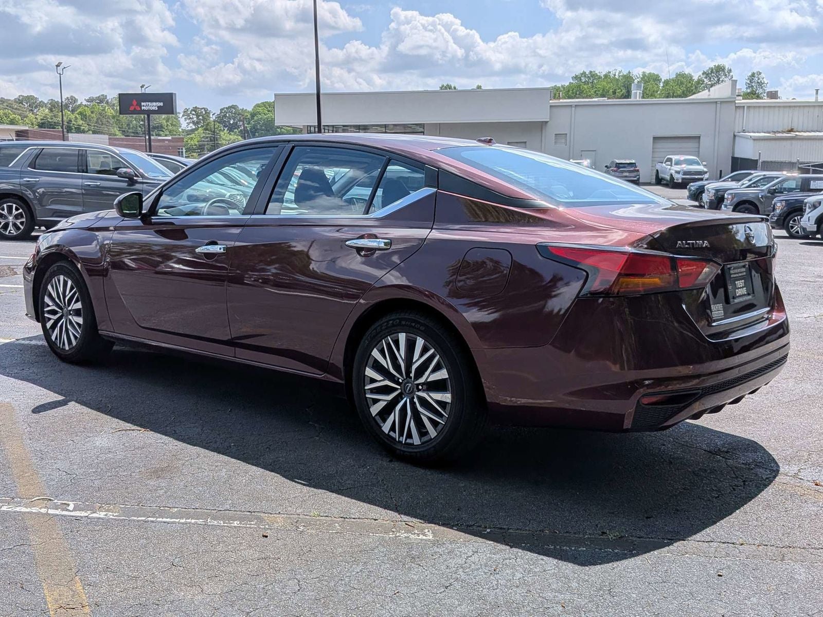 2024 Nissan Altima 2.5 SV