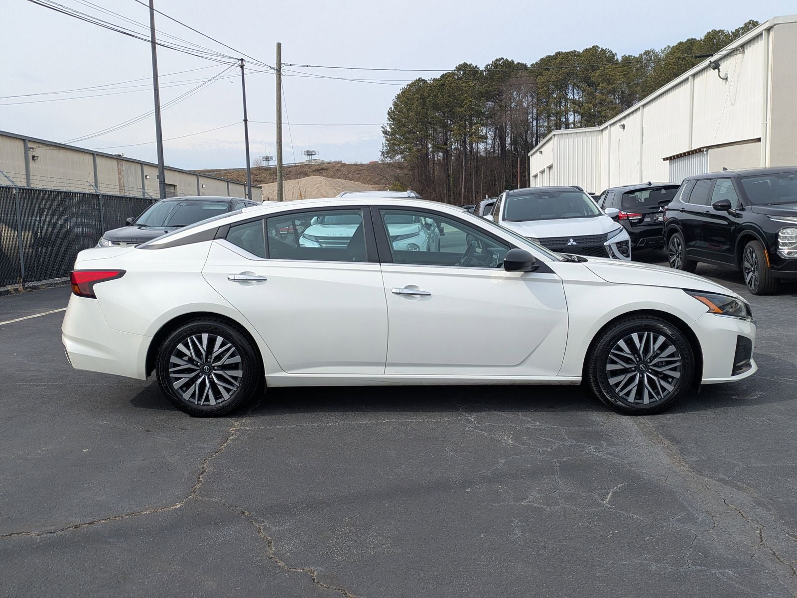 2024 Nissan Altima 2.5 SV