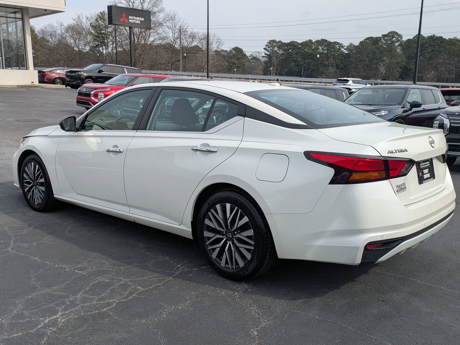2024 Nissan Altima 2.5 SV