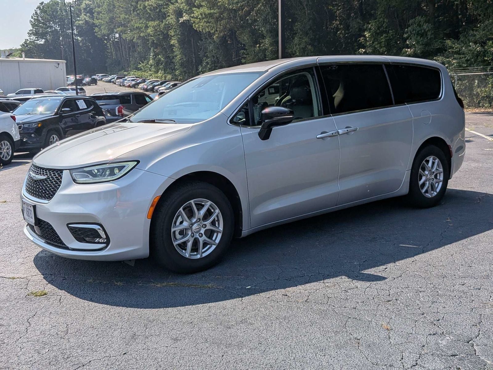 2024 Chrysler Pacifica Touring L