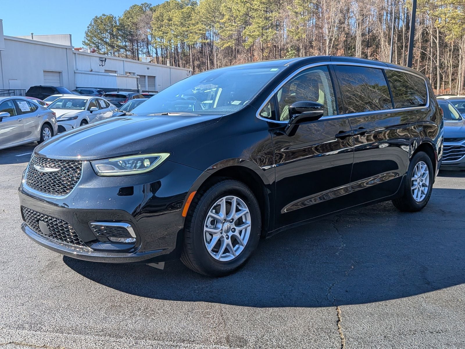 2024 Chrysler Pacifica Touring L