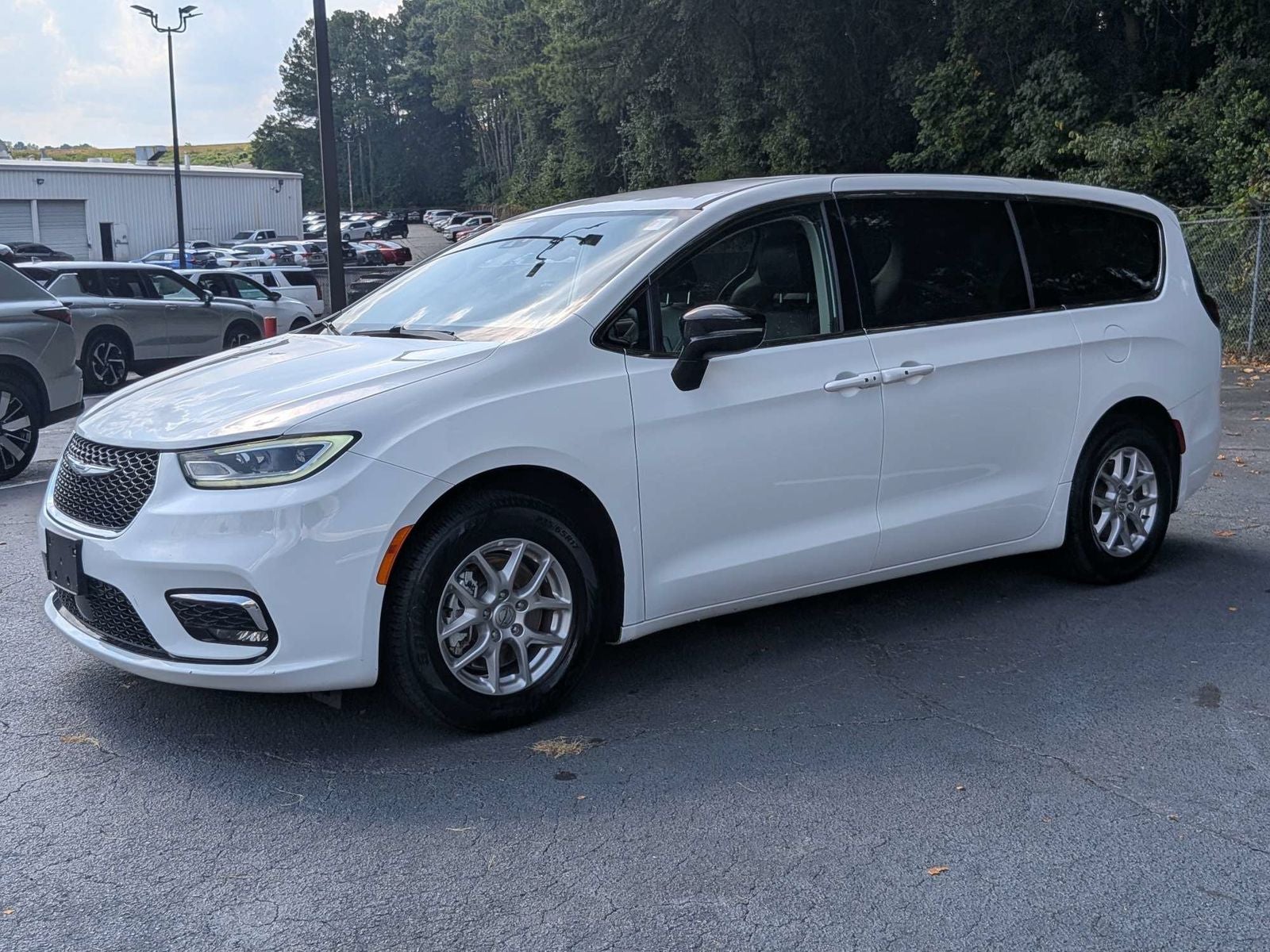 2024 Chrysler Pacifica Touring L
