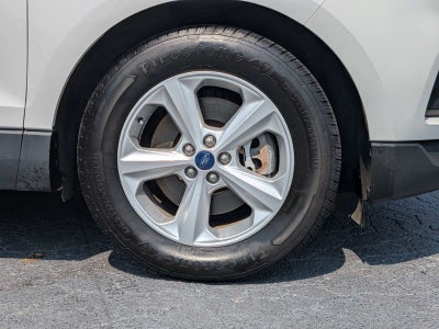 2020 Ford Edge SE