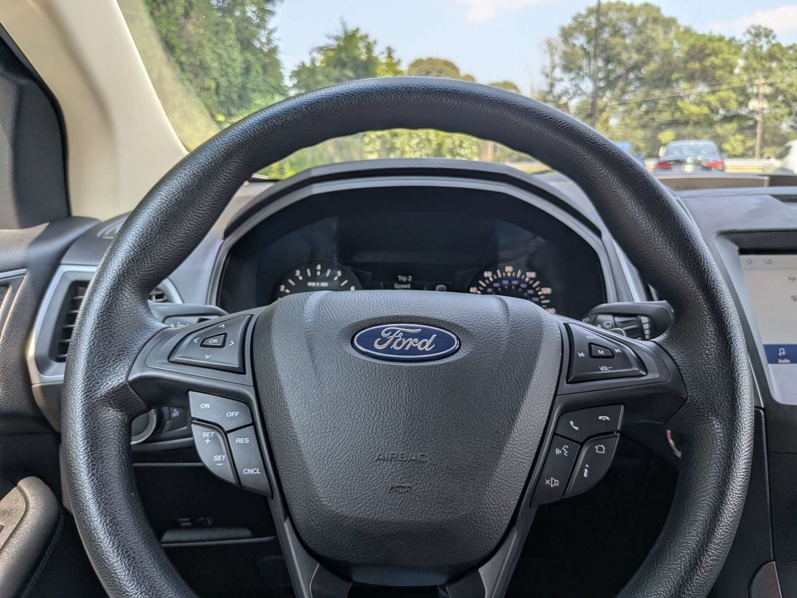 2020 Ford Edge SE