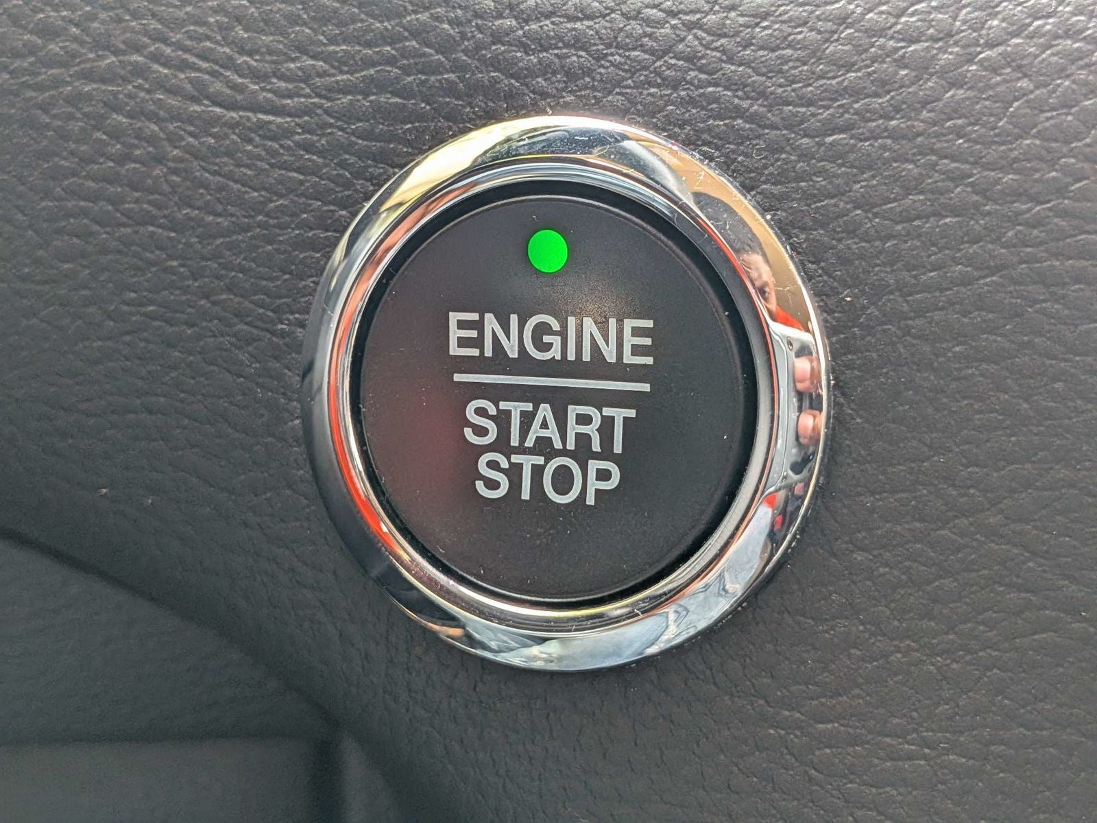 2020 Ford Edge SE