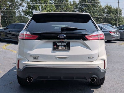 2020 Ford Edge SE
