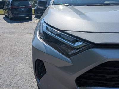 2025 Toyota RAV4 LE