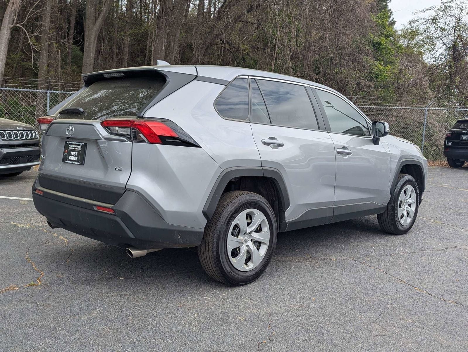 2025 Toyota RAV4 LE