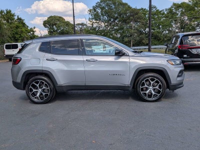 2024 Jeep Compass Latitude