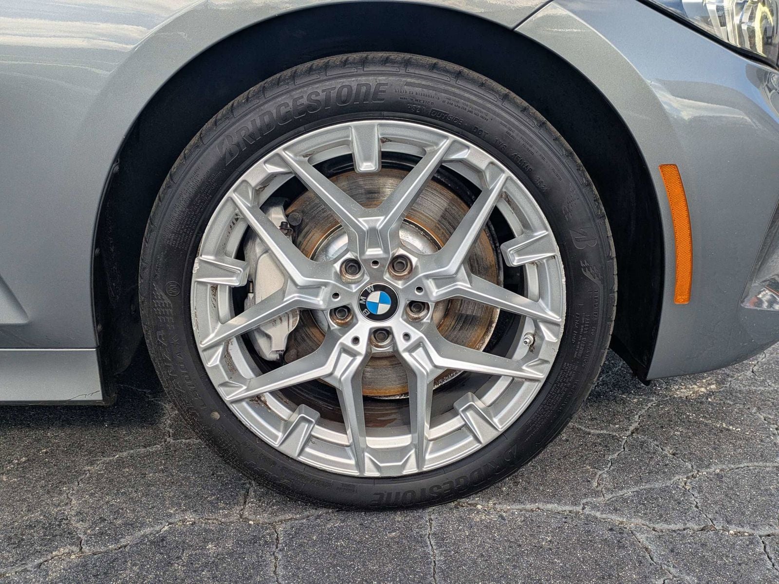 2025 BMW 3 Series 330i