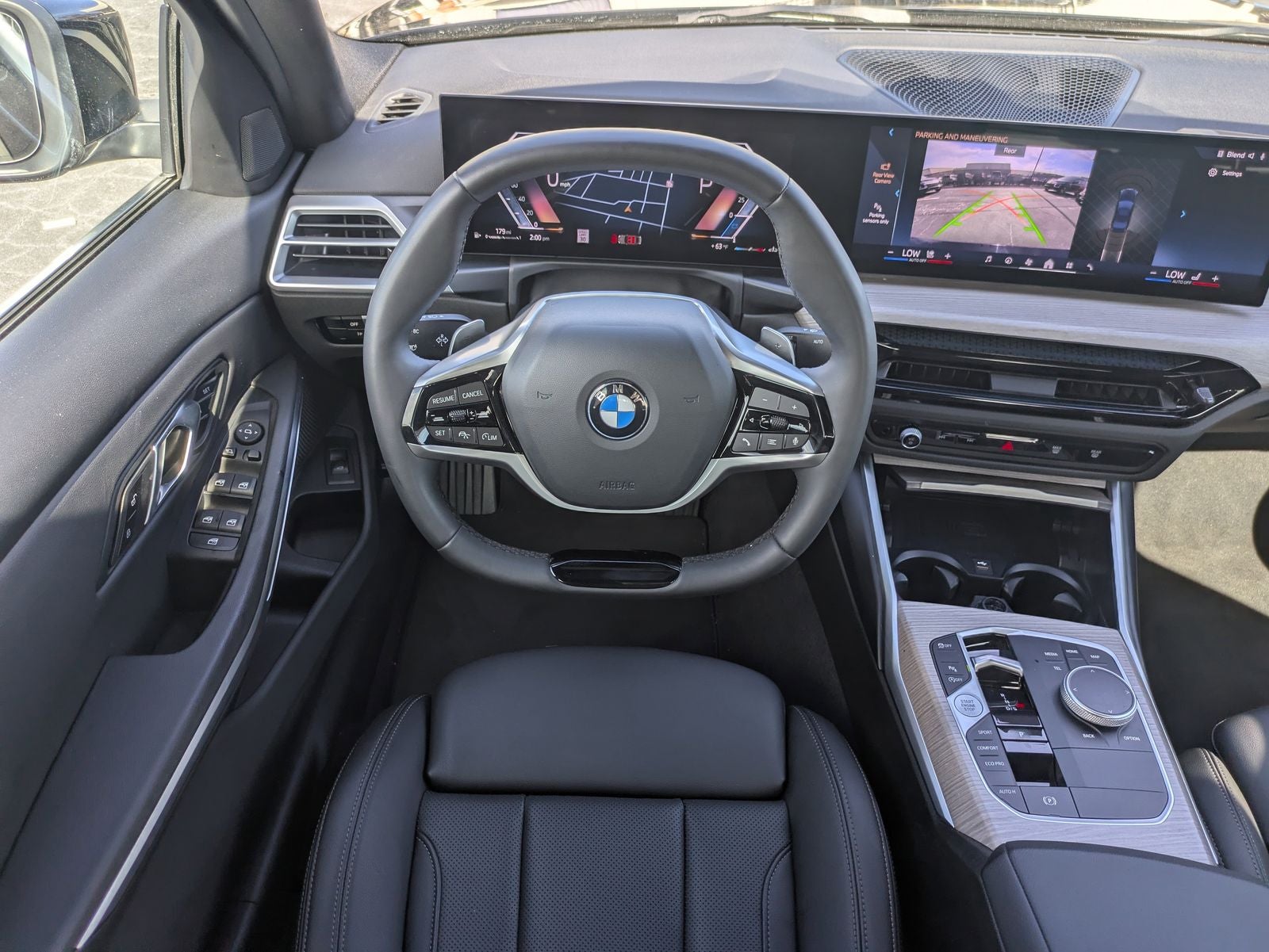 2025 BMW 3 Series 330i