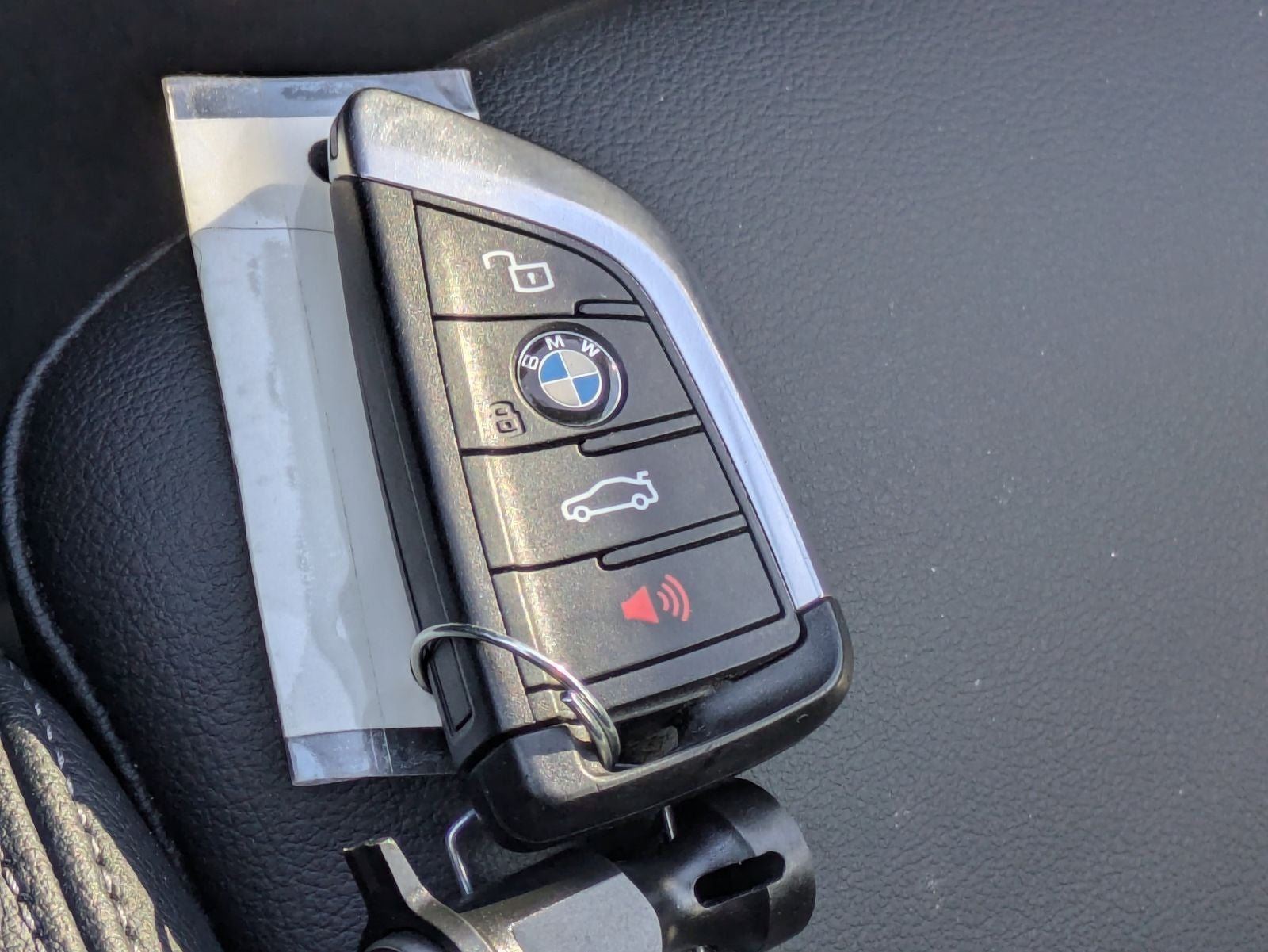 2025 BMW 3 Series 330i