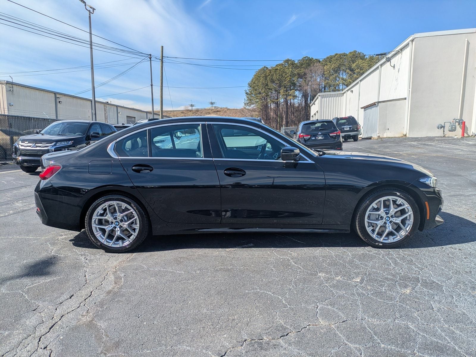 2025 BMW 3 Series 330i
