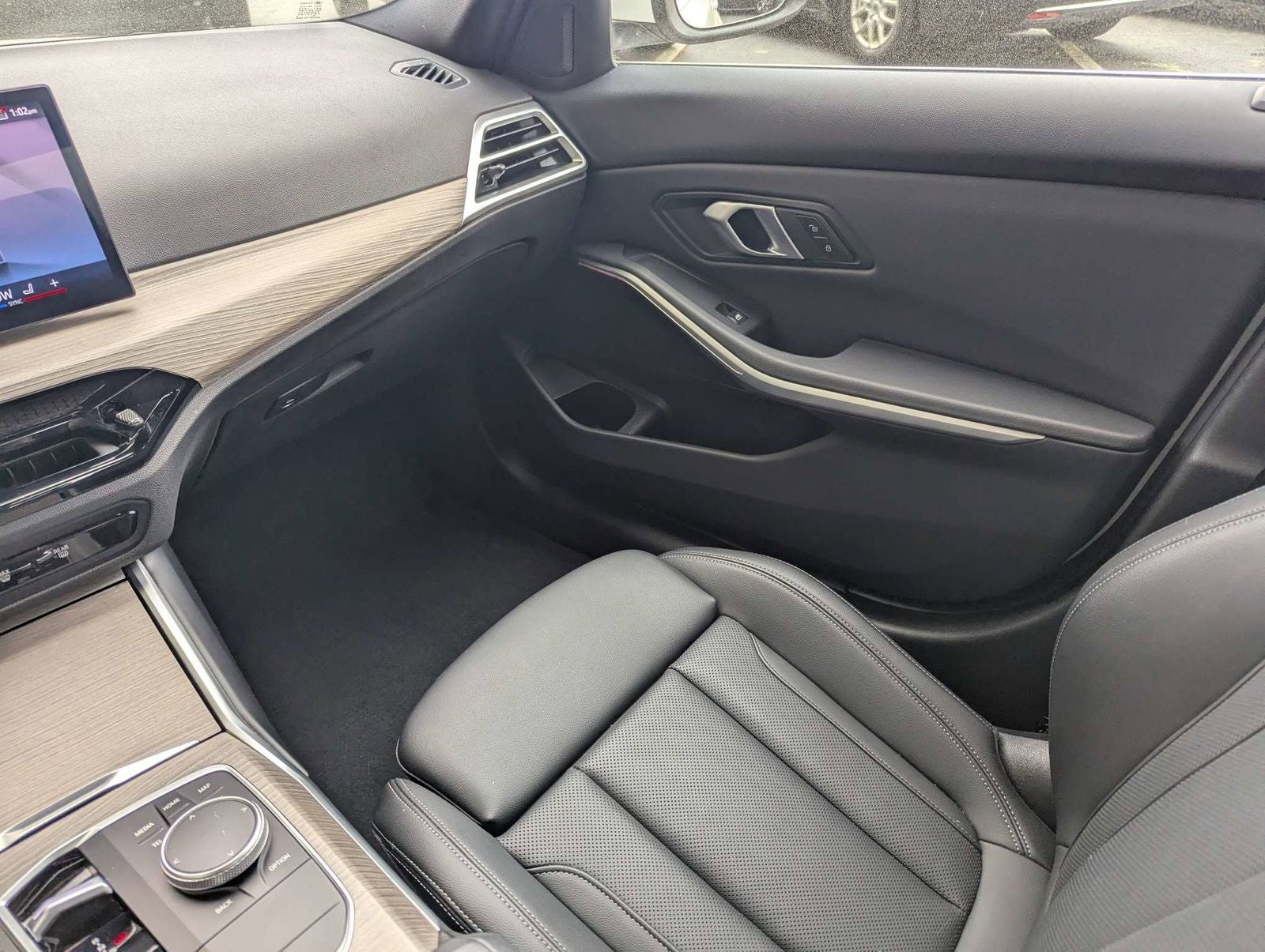 2025 BMW 3 Series 330i xDrive
