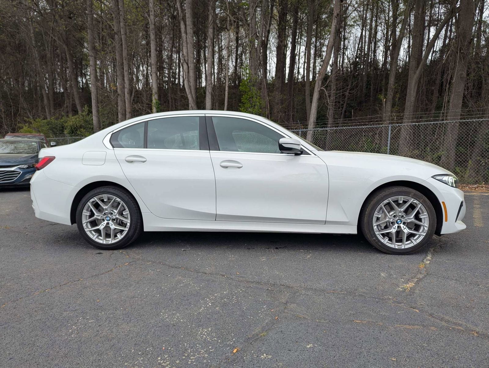 2025 BMW 3 Series 330i xDrive