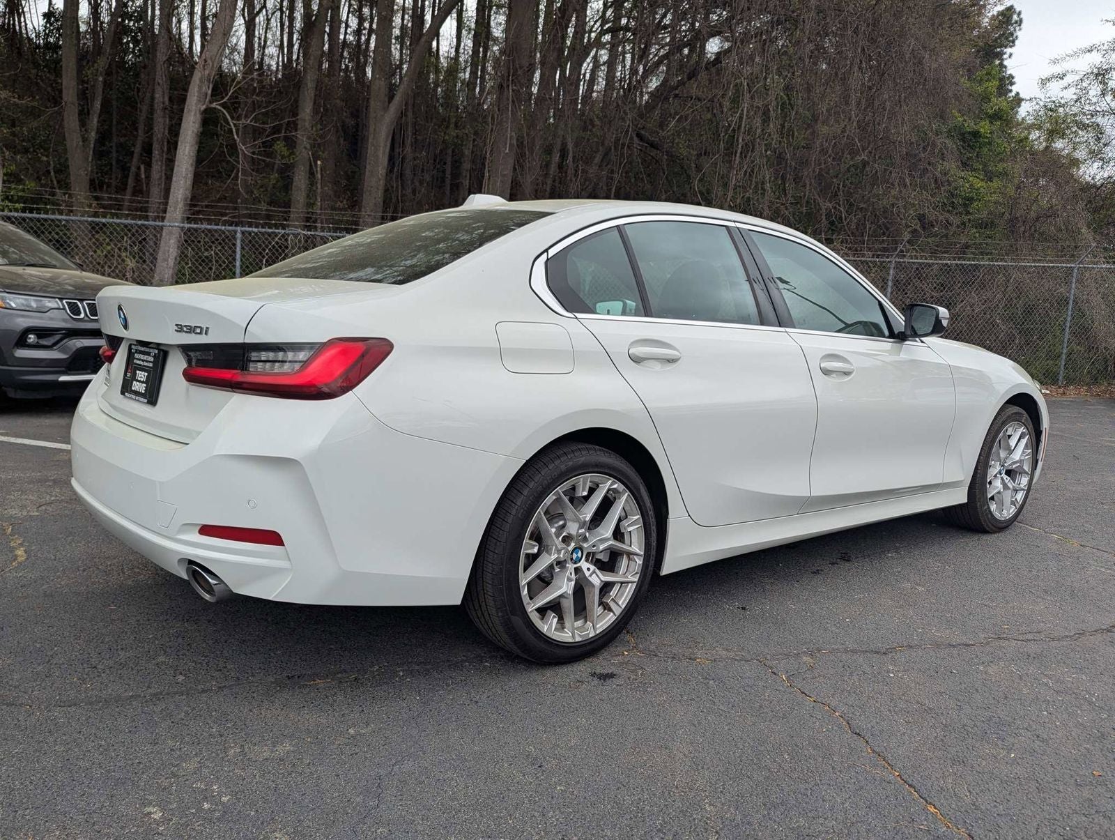 2025 BMW 3 Series 330i xDrive
