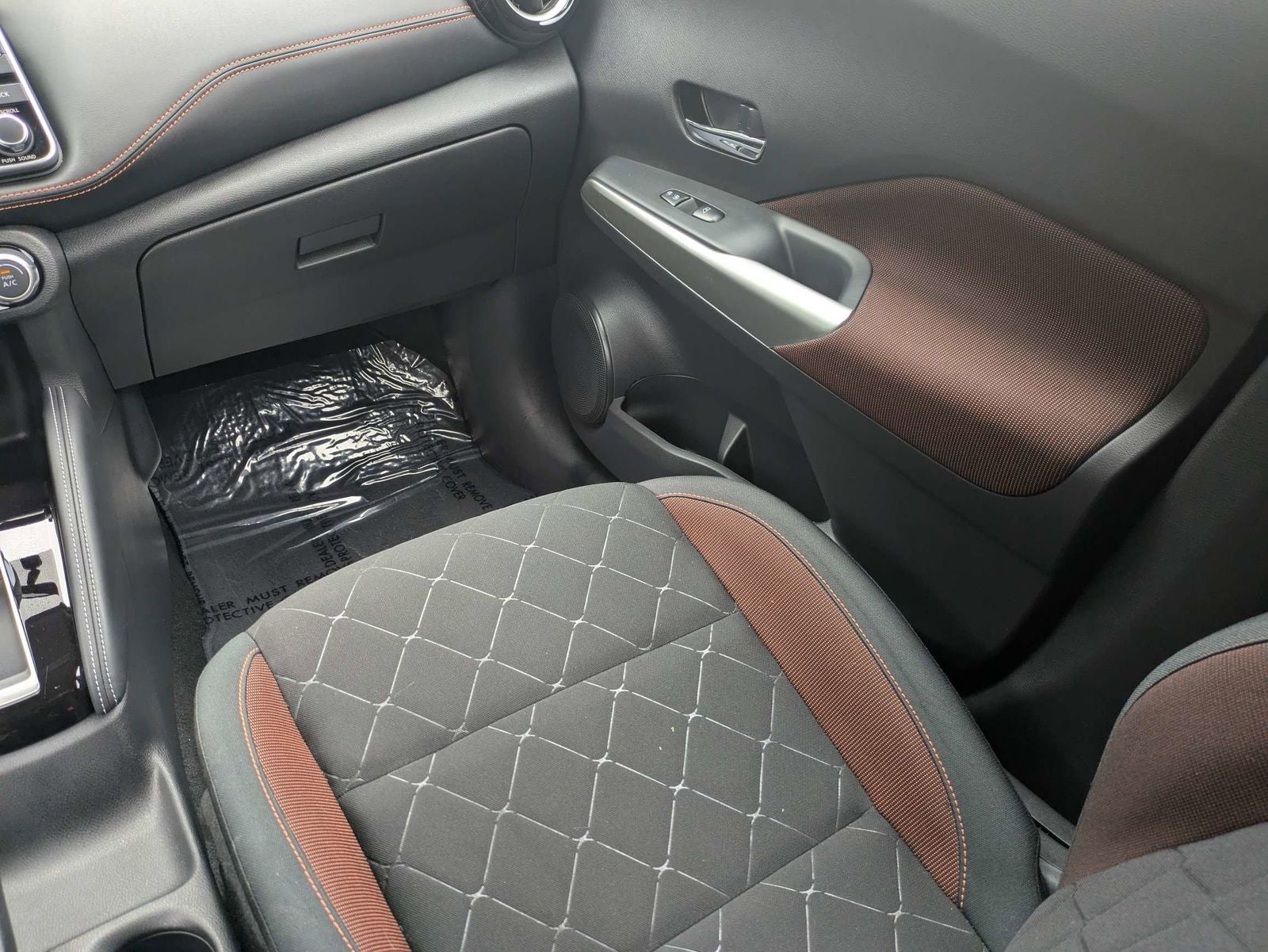 2019 Nissan Kicks SR
