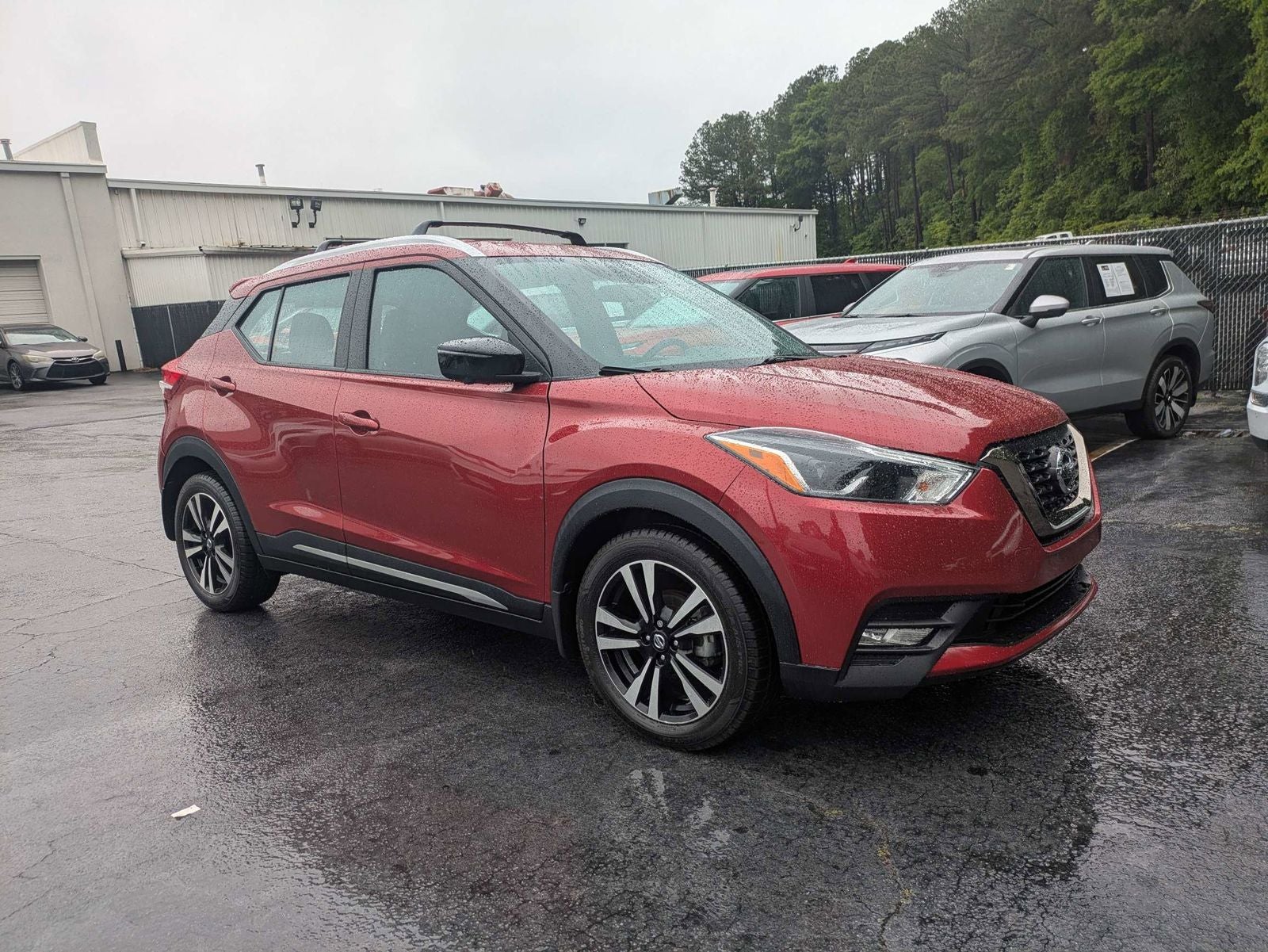 2019 Nissan Kicks SR