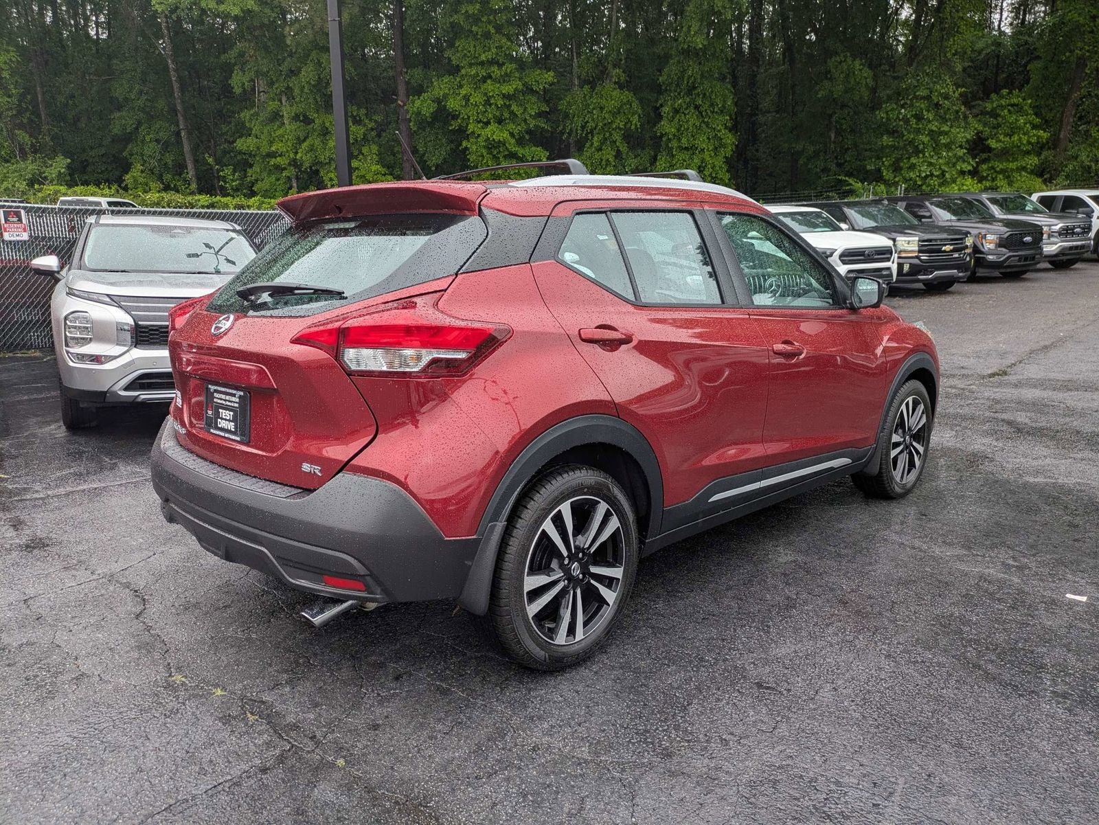 2019 Nissan Kicks SR