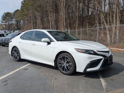 2024 Toyota Camry SE