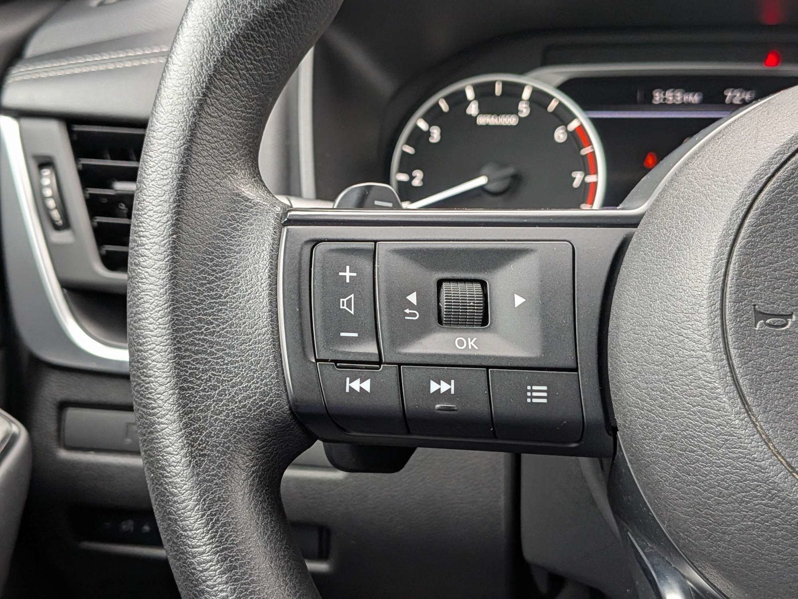 2024 Nissan Rogue S