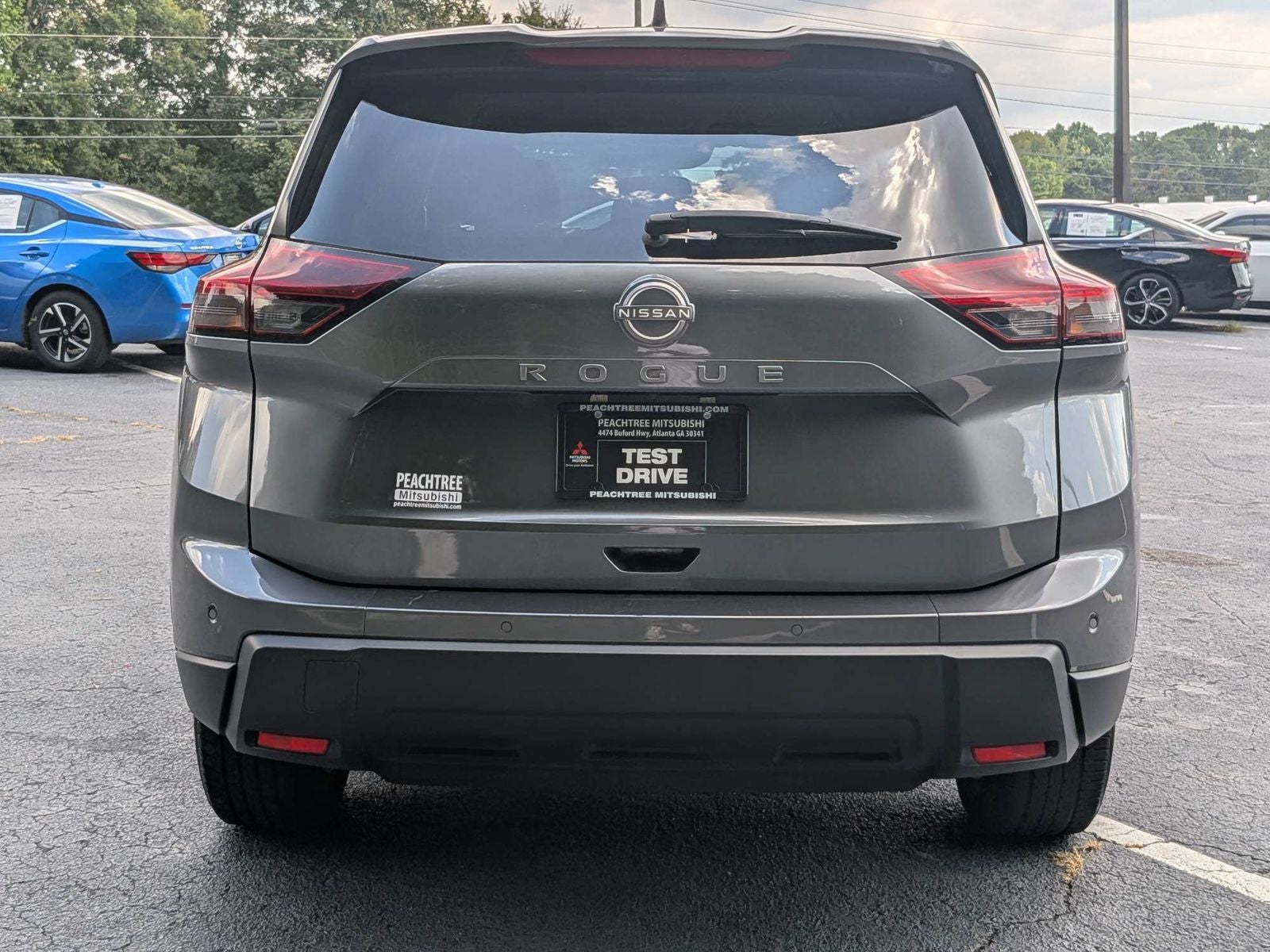 2025 Nissan Rogue SV