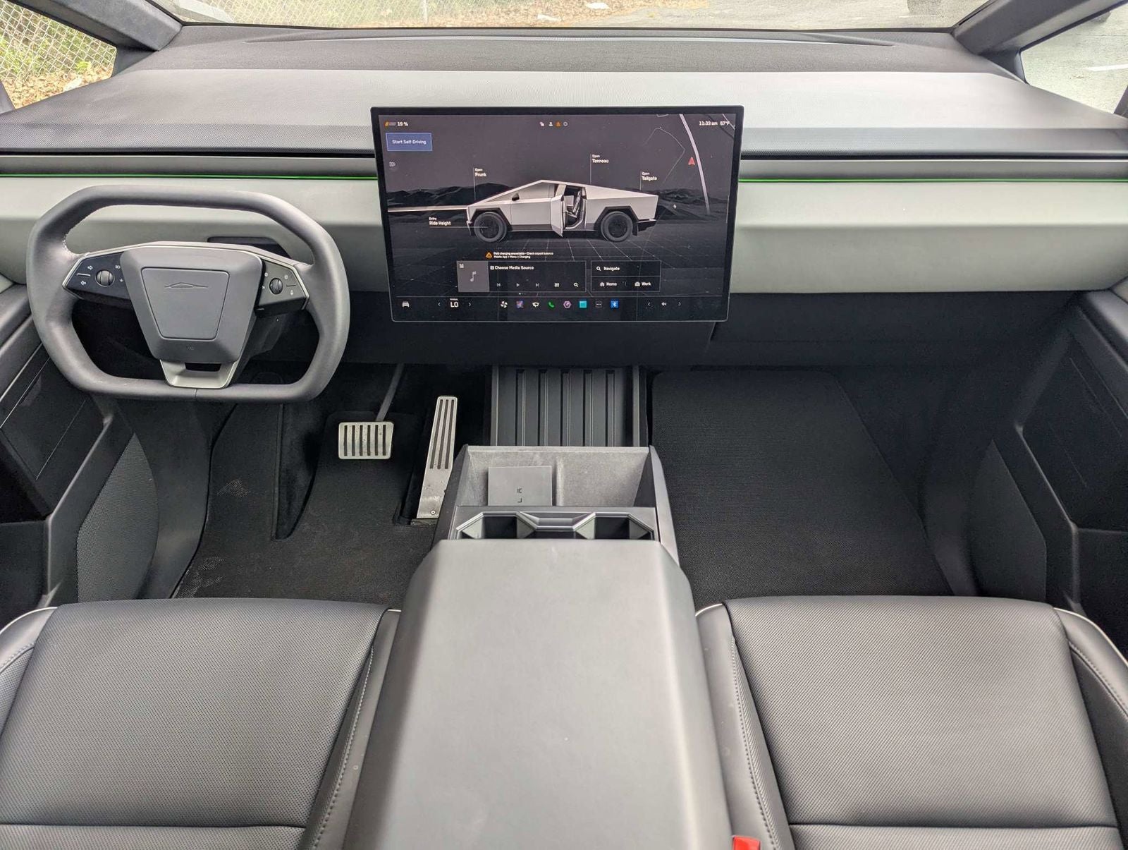 2025 Tesla Cybertruck Base