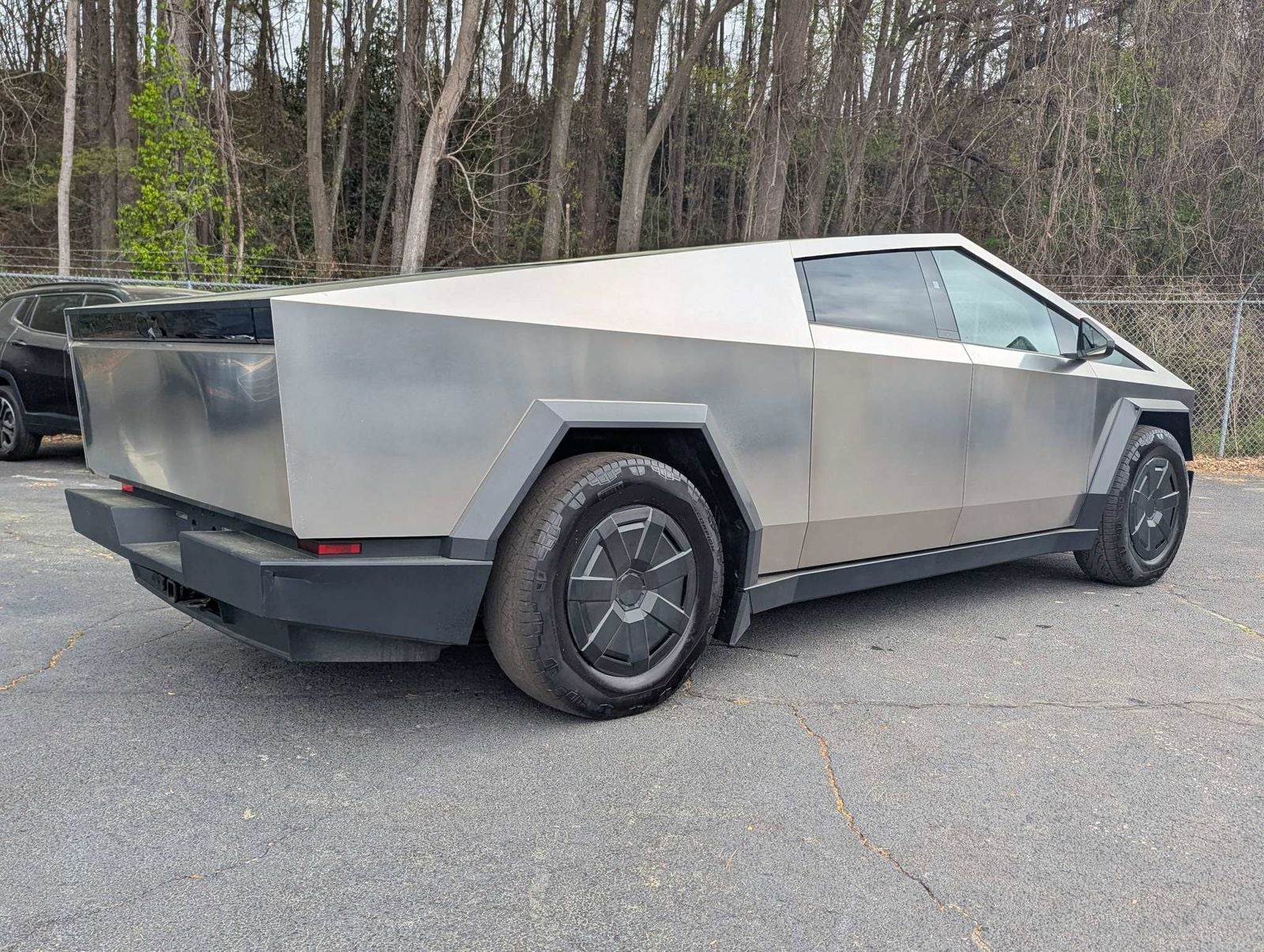 2025 Tesla Cybertruck Base
