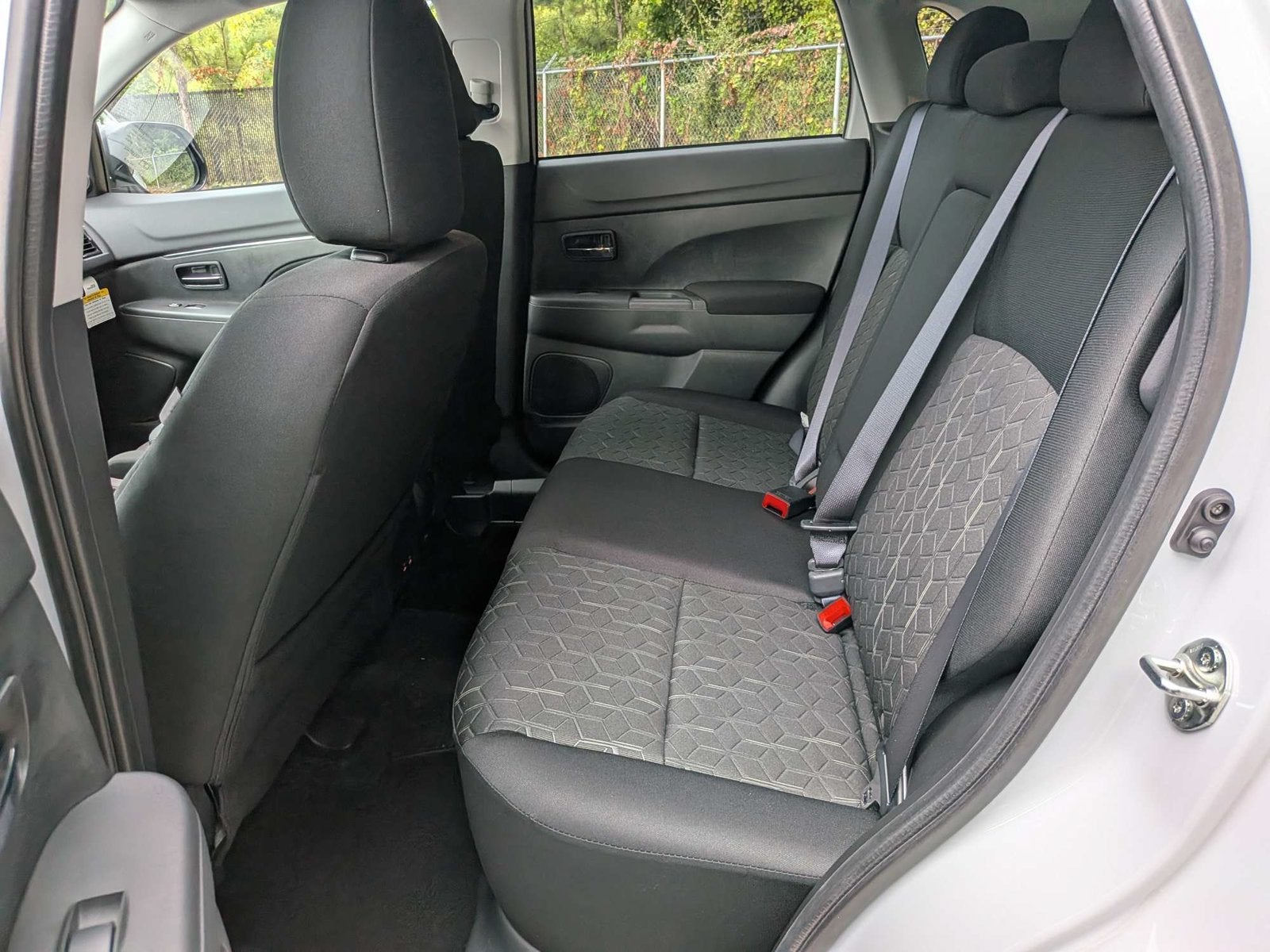 2027 Mitsubishi Outlander Sport 2.0 LE
