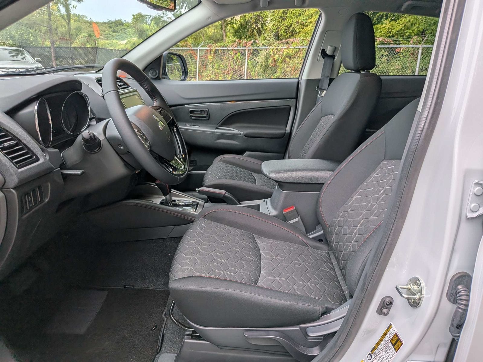 2027 Mitsubishi Outlander Sport 2.0 LE
