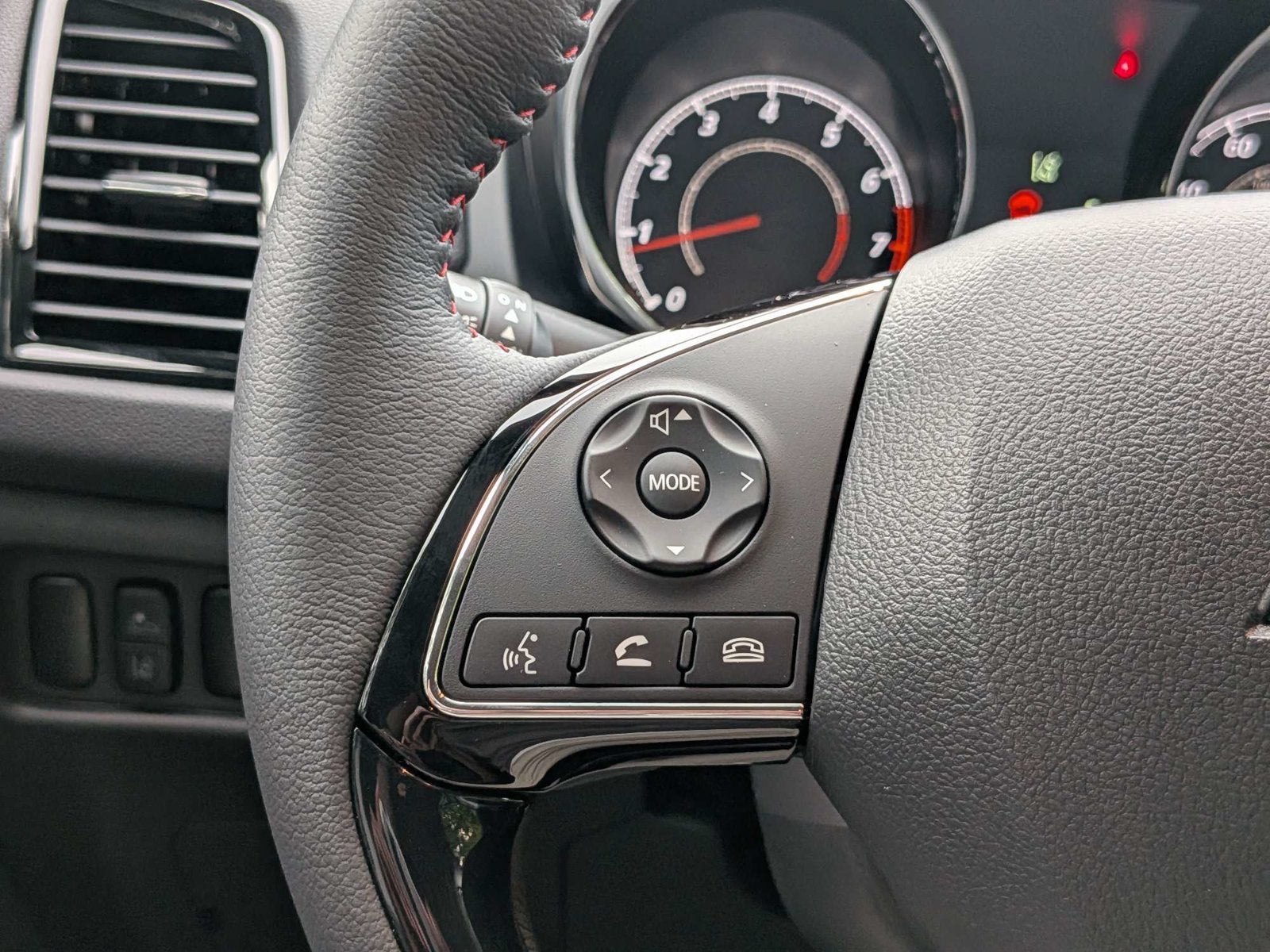 2027 Mitsubishi Outlander Sport 2.0 LE