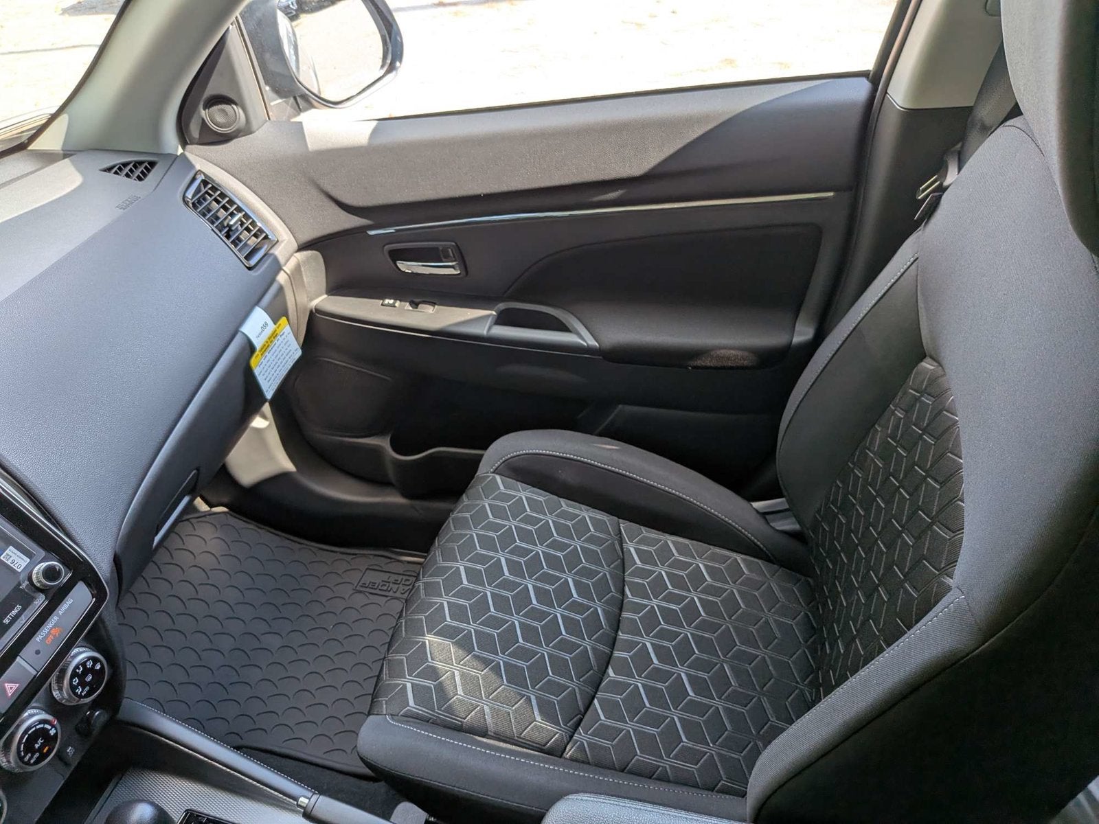 2027 Mitsubishi Outlander Sport 2.0 ES
