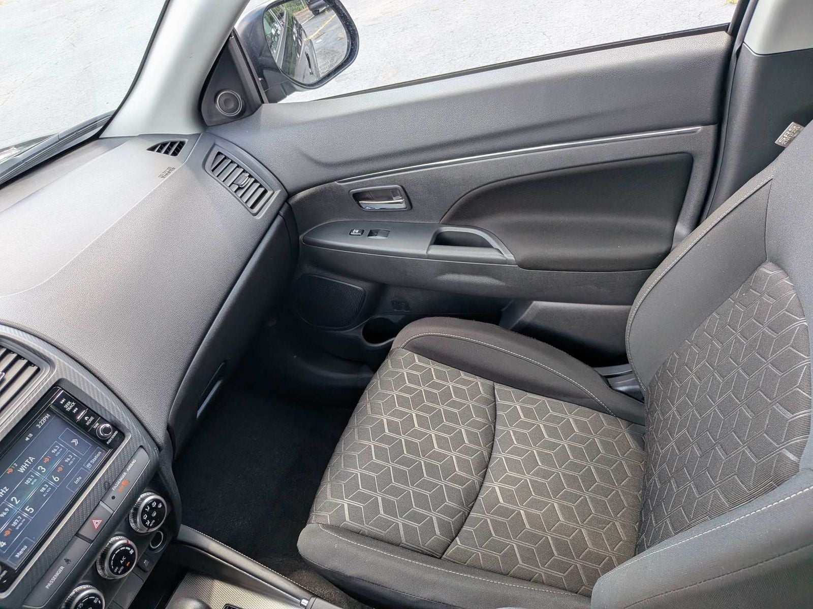 2025 Mitsubishi Outlander Sport Base