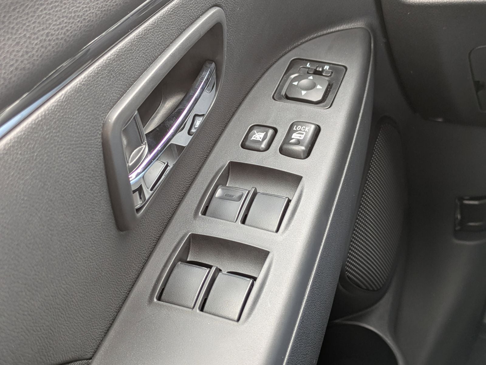 2026 Mitsubishi Outlander Sport 2.0 LE