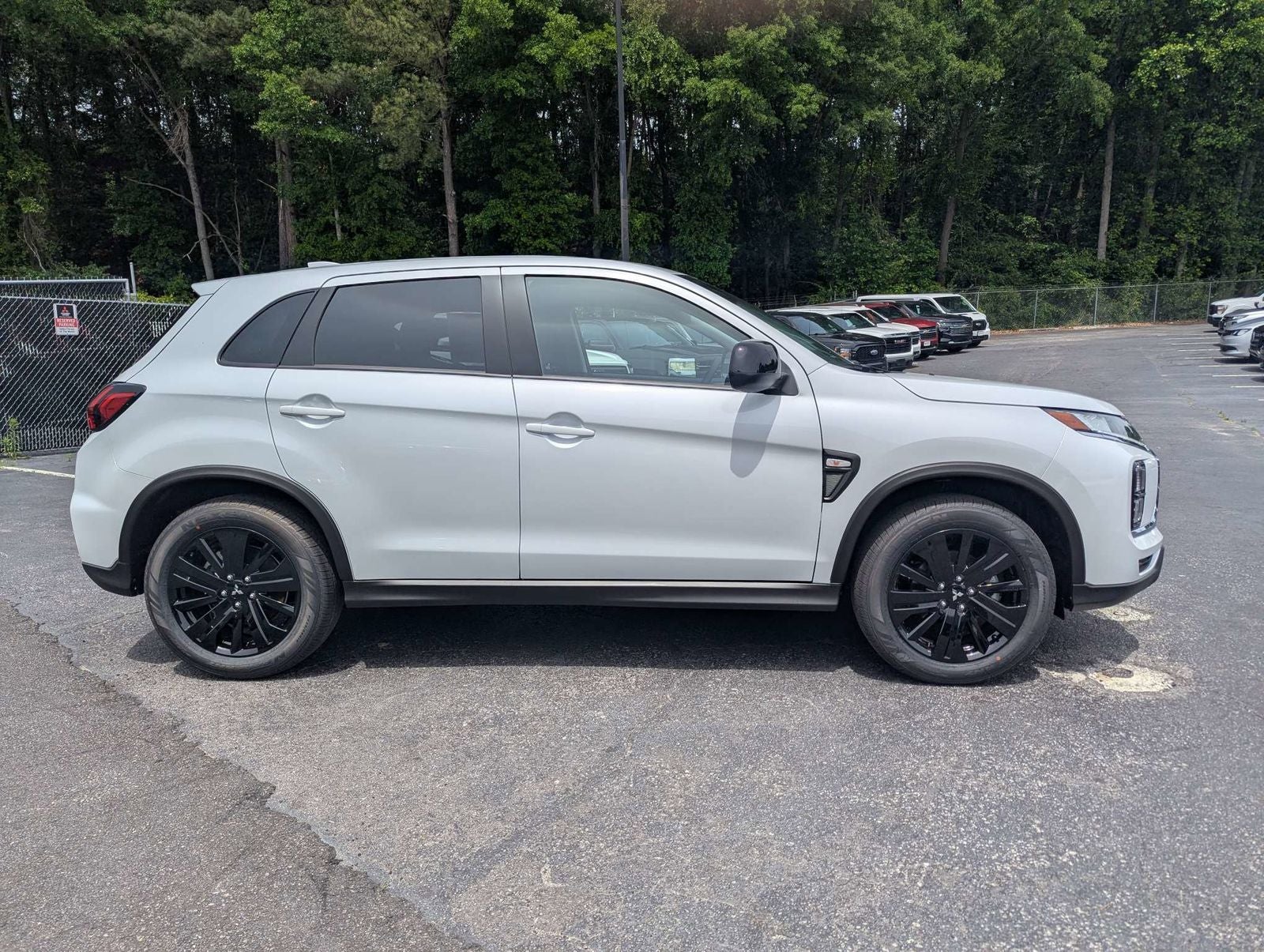 2026 Mitsubishi Outlander Sport 2.0 LE