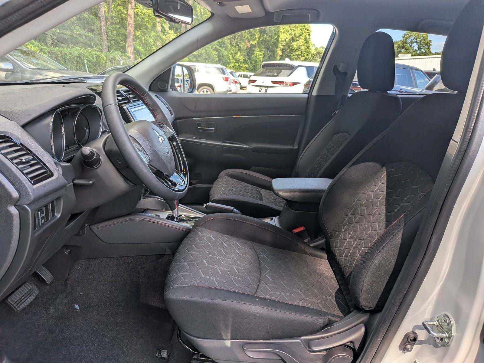 2026 Mitsubishi Outlander Sport 2.0 LE