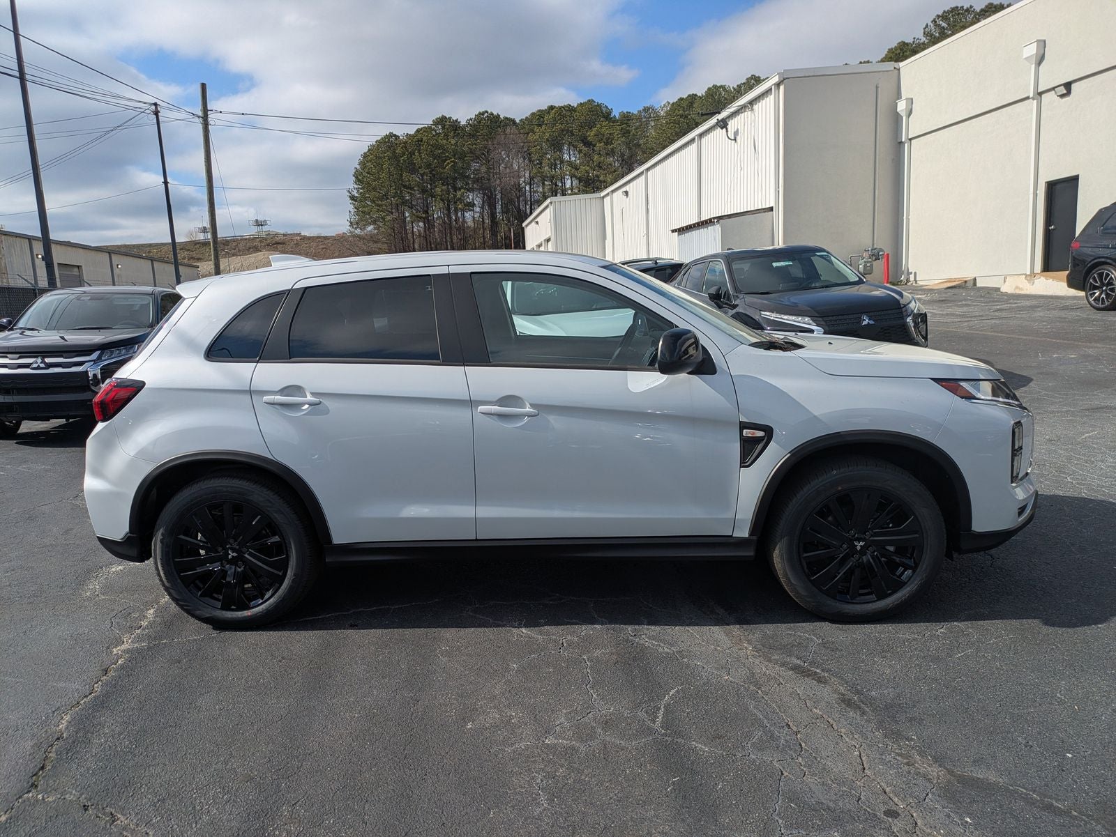 2026 Mitsubishi Outlander Sport 2.0 LE