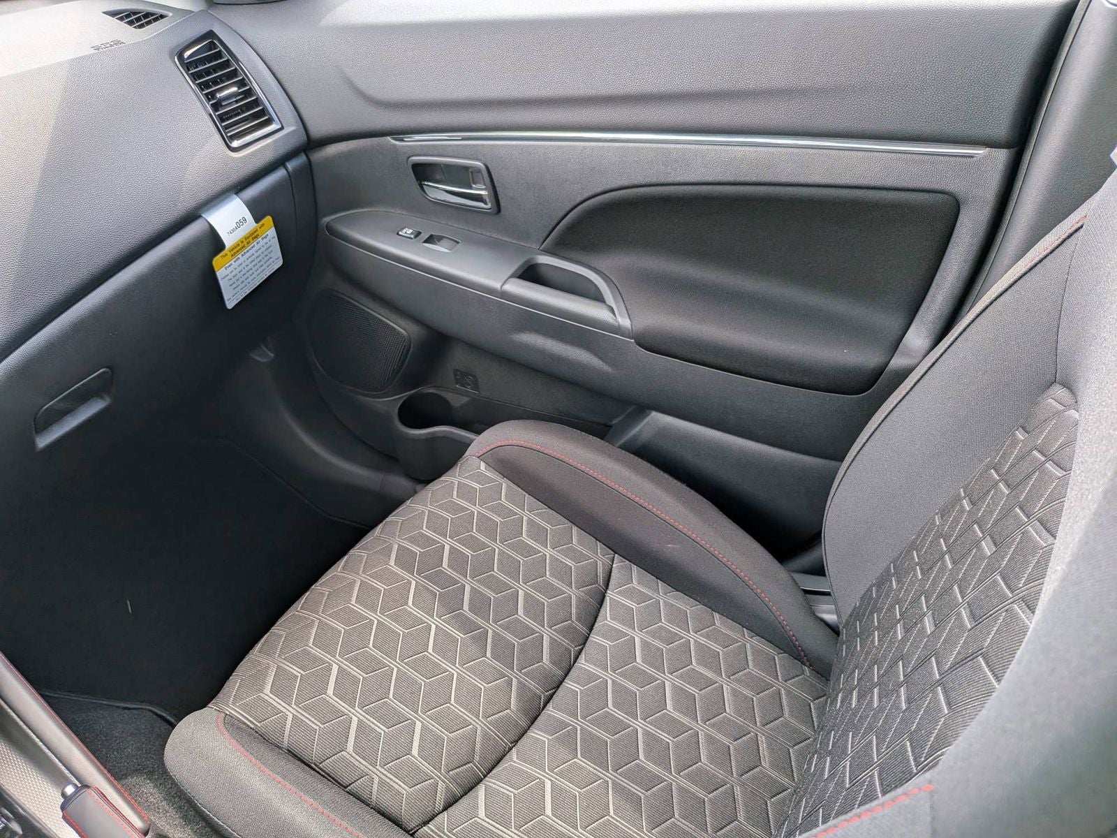 2026 Mitsubishi Outlander Sport 2.0 LE