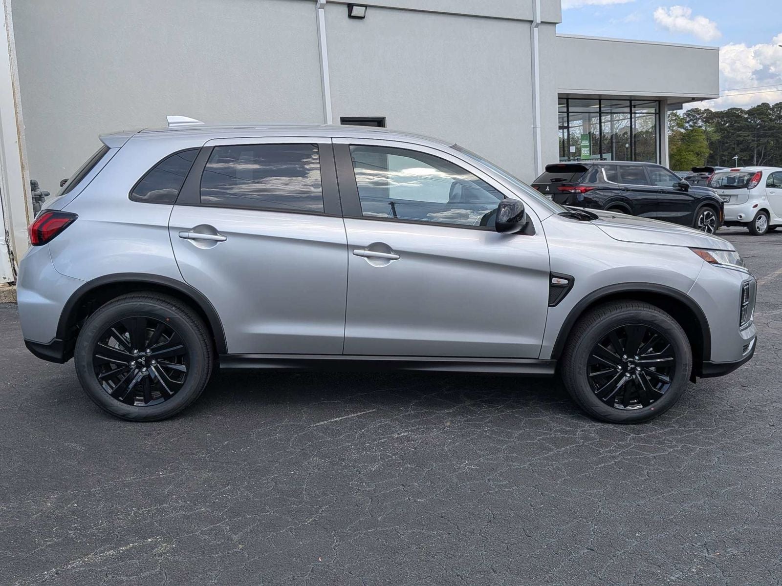 2026 Mitsubishi Outlander Sport 2.0 LE