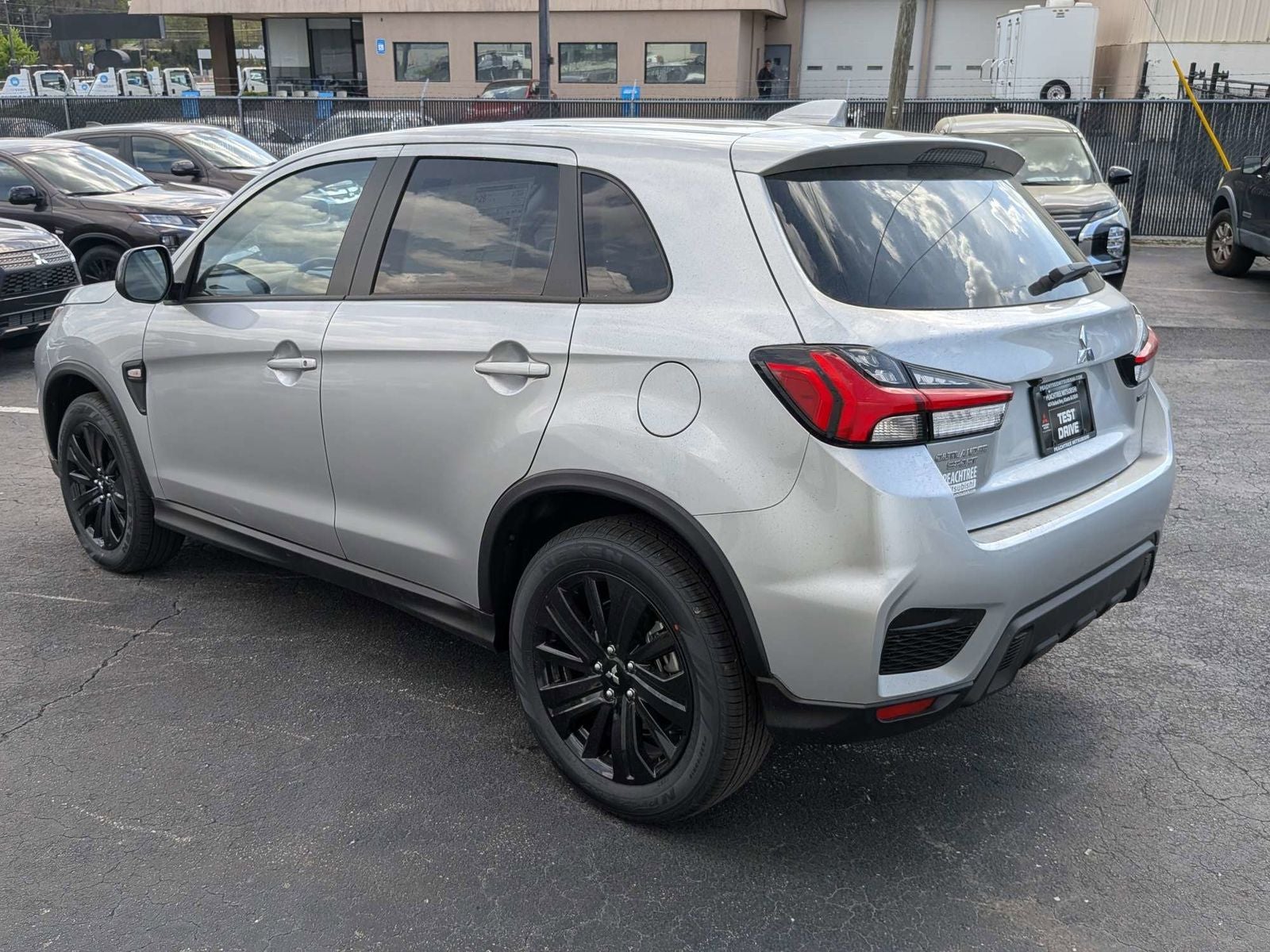 2026 Mitsubishi Outlander Sport 2.0 LE