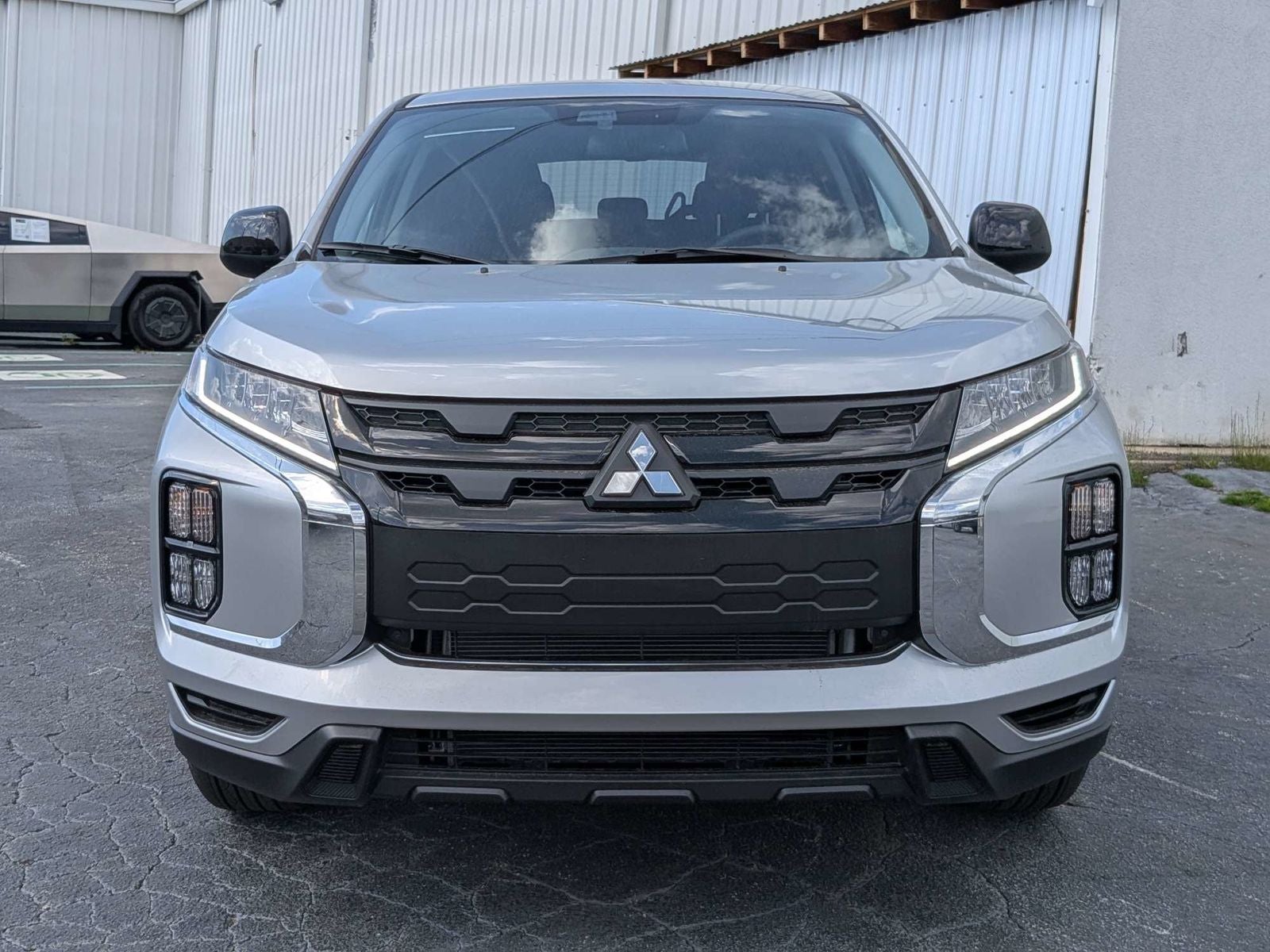 2026 Mitsubishi Outlander Sport 2.0 LE